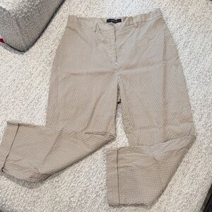 Bill Blass Women's Beige Checkered Capris